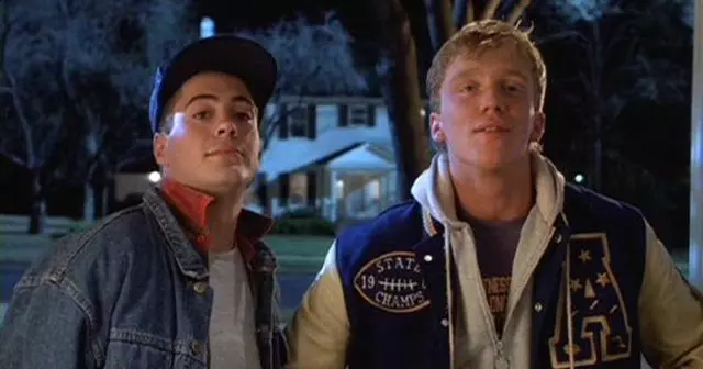 Johnny Be Good - A Fun & Frantic 80s Comedy Gem
