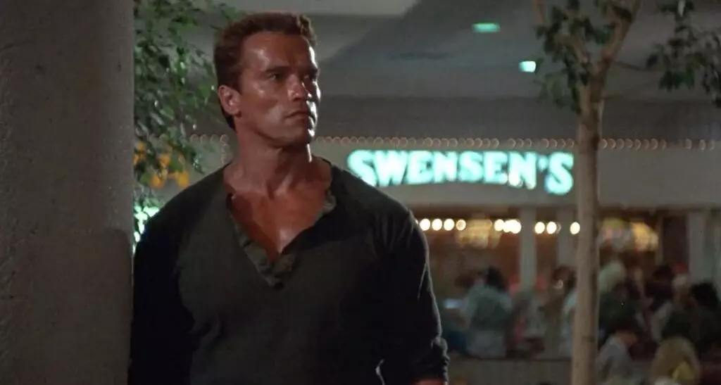Commando - Schwarzenegger’s Action Blitz of the ‘80s