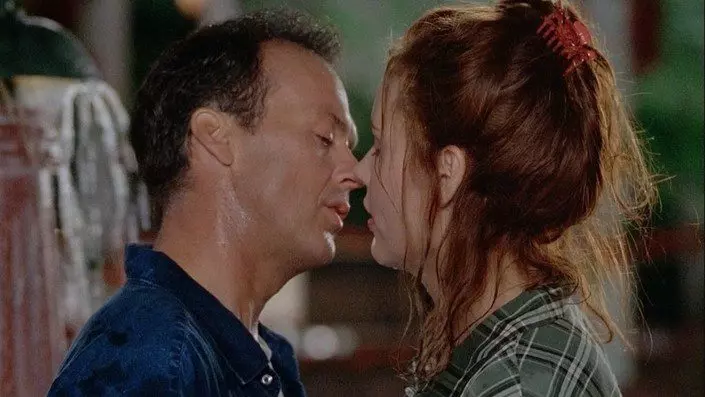 Speechless - The Electric Sparks of Political Romance