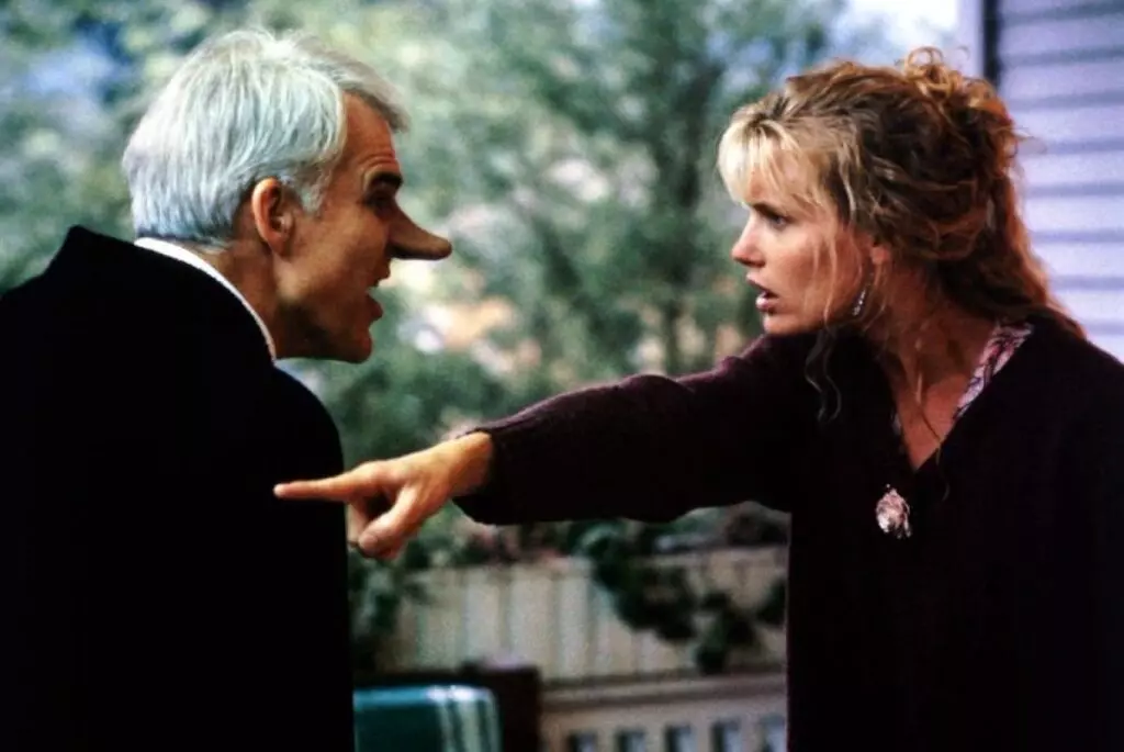 Roxanne - A Whimsical & Witty Reimagining of a Classic Tale