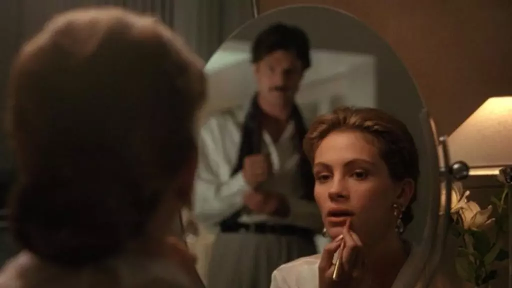 Sleeping with the Enemy - Julia Roberts in a Defining Thriller