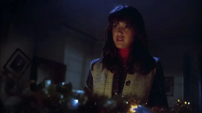 Gremlins - A Hilariously Chaotic Holiday Horror Classic