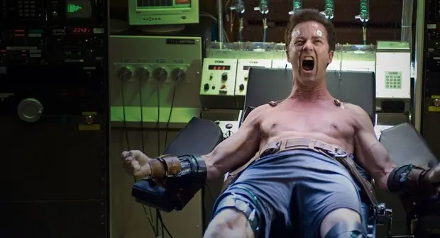The Incredible Hulk - Edward Norton in Action-Packed Marvel Entry