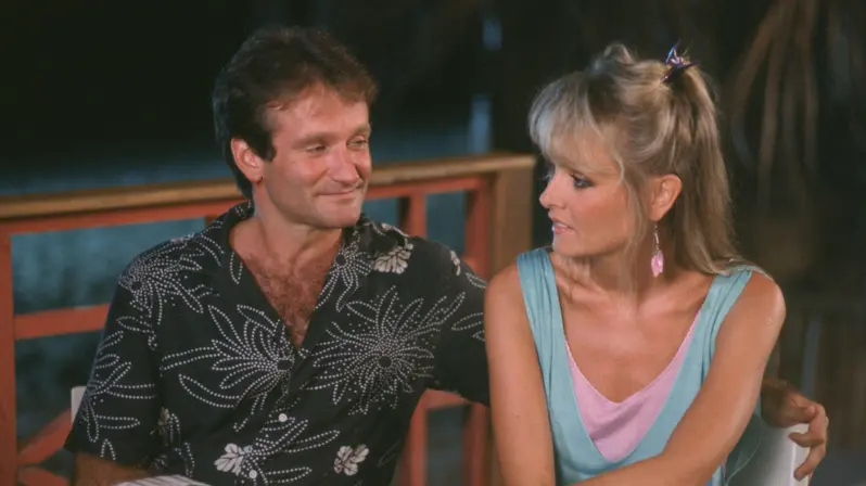 Club Paradise - Robin Williams Leads Sun-Drenched Comedy
