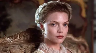 Dangerous Liaisons - An Elegant Tale of Seduction and Betrayal