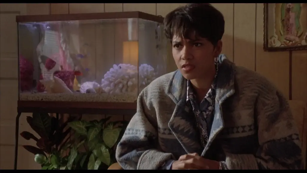 Father Hood - A Heartfelt 1993 Comedy-Drama Road Trip