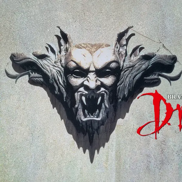 Dracula - A Sumptuous, Gothic Cinematic Masterpiece